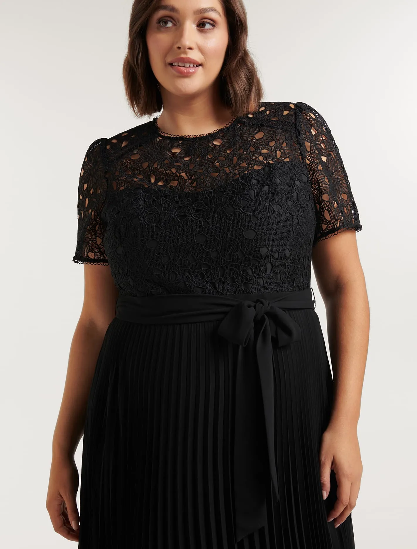 Khloe Curve Lace 2 In 1 Midi Dress